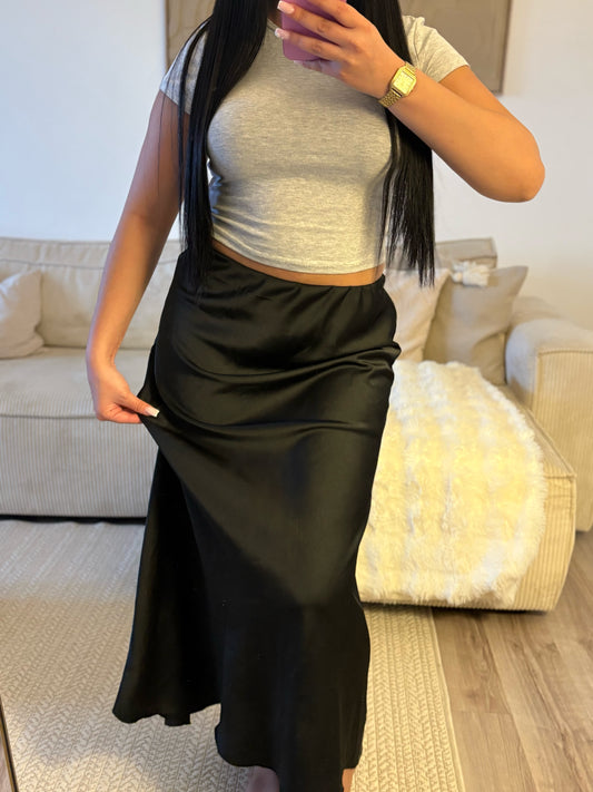 Jupe Longue Satinée – Noir